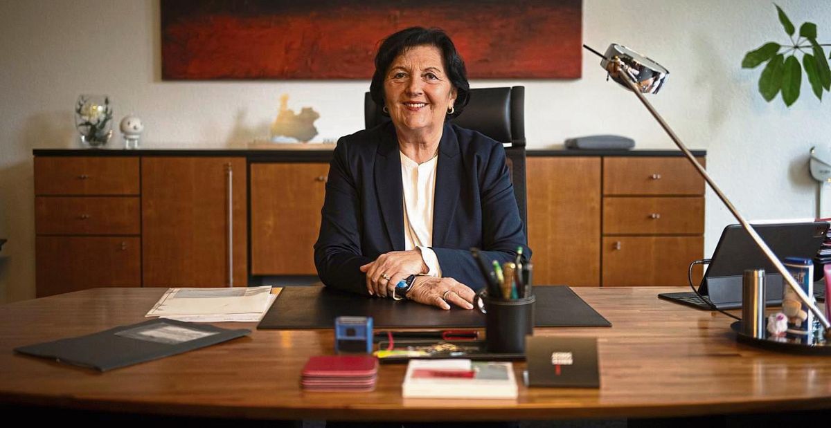 Ihren Schreibtisch im Kreishaus räumen wird Landrätin Eva Irrgang am letzten Oktobertag. An ihren Nachfolger übergibt sie ein hervorragend aufgestelltes Haus. Fotos: Daniel Schröder