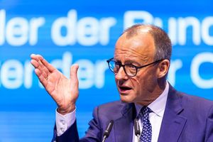 Redete dem Parteinachwuchs nicht gerade nach dem Mund: Bundeskanzler Friedrich Merz (CDU). - Foto: Philipp von Ditfurth/dpa