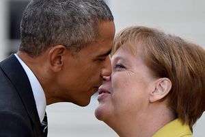 Die damalige Kanzlerin Merkel und der damalige US-Präsident Obama haben sie gut verstanden - doch eine Abhöraffäre sorgte für Missstimmungen. (Archivfoto) - Foto: Martin Meissner/AP/dpa
