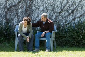 Vater David (Steve Carell, r) und Sohn Nic Sheff (Timothée Chalamet, l) müssen reden. - Foto: François Duhamel/MDR/AMAZON CONTENT SERVICES/dpa