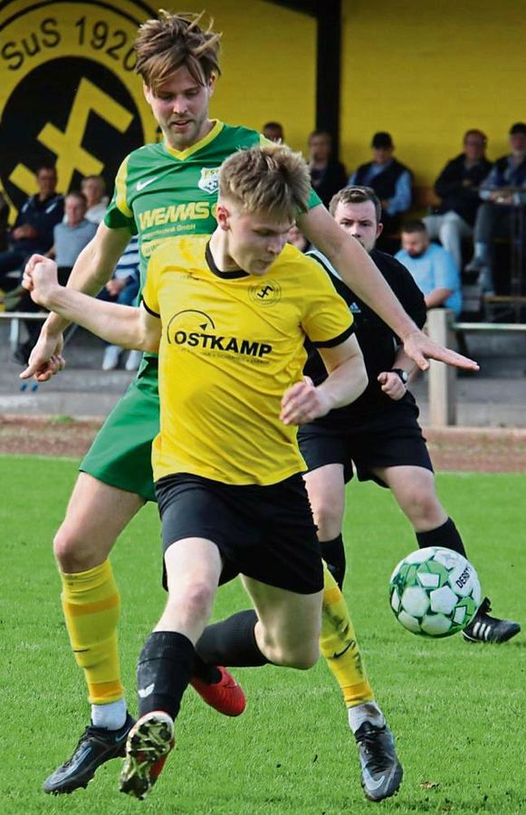 Ein Sonderlob von Trainer Christian Nolte gab es auch für Lennart Belda (in Gelb), der beim 0:0 gegen Rheda sein erstes Spiel nach der Winterpause absolvierte. Foto: Wiegand