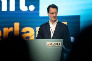 NRW-Ministerpräsident Wüst kann sich nach den Kommunalwahlen in der CDU gestärkt fühlen. - Foto: Fabian Strauch/dpa