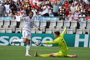 Mehrere Chancen, aber kein Tor: Leroy Sané im Einsatz gegen Benfica Lissabon. - Foto: Sven Hoppe/dpa