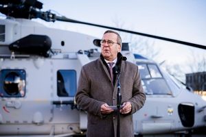 Verteidigungsminister Pistorius bezeichnet den neuen Wehrdienst als «zentralen Baustein für die Zukunftsfähigkeit unserer Bundeswehr». (Archivbild) - Foto: Christoph Soeder/dpa