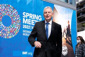 Der Direktor der Europaabteilung des Internationalen Währungsfonds (IWF): Alfred Kammer. - Foto: Jose Luis Magana/AP/dpa