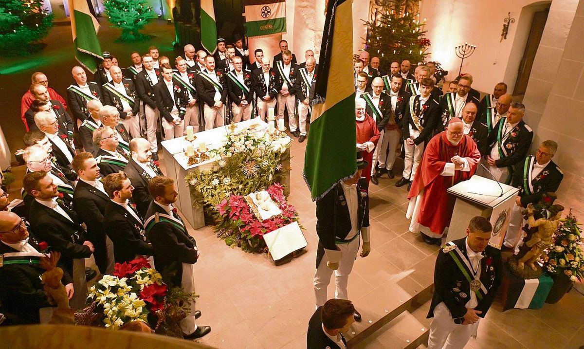 Reinhard Kardinal Marx hielt die Predigt bei der Versprechenserneuerung der St.-Sebastianus-Schützenbruderschaft in der Stadtkirche. Fotos: Tuschen