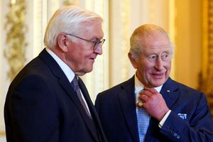 Bundespräsident Frank-Walter Steinmeier und König Charles III. in Schloss Windsor. - Foto: Hannah Mckay/PA Wire/dpa