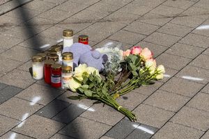 Nach dem Tod eines Zwölfjährigen auf einem Parkplatz in Niedernhall sind viele Fragen offen. - Foto: Marijan Murat/dpa