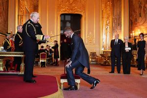 David Beckham wurde zum Ritter geschlagen. - Foto: Jonathan Brady/PA via AP/dpa