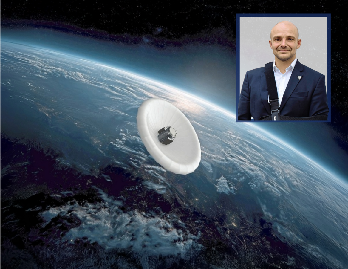 Sebastian Klaus wuchs in Geseke auf und gründete 2021 das Start Up Atmos Space Cargo, das Fracht aus dem Weltraum sicher zur Erde bringt. 