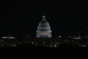 Es war ein wochenlanges Kräftemessen um den Shutdown. - Foto: Gent Shkullaku/ZUMA Press Wire/dpa