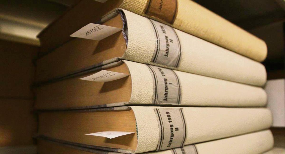 Viel altes Wissen lagert im Stadtarchiv. Teilweise ist das nur in Papierform abzurufen, vieles wurde aber auch schon digitalisiert. Archivfoto: Lüke