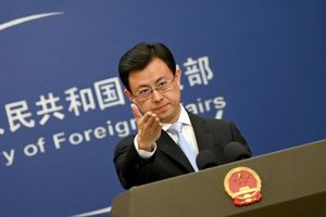 Chinas Außenamtssprecher kritisierte Pläne der EU im Bereich Cybersicherheit. - Foto: Johannes Neudecker/dpa