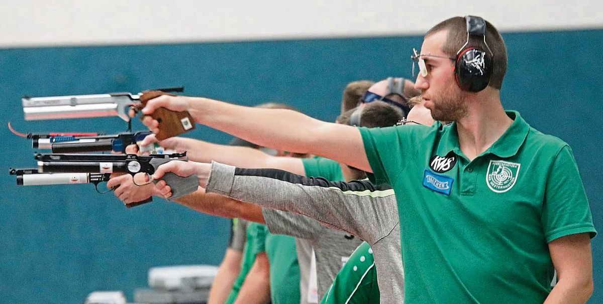 Obwohl Gregor Lütkevedder und seine Teamkollegen des SSV Bad Westernkotten beim Heimwettkampf nichts unversucht ließen, um in der 1. Bundesliga Nord die ersten Punkte einzufahren, reichte es am Ende nicht, denn die Topteams aus Kriftel und Wathlingen gaben sich keine Blöße. Foto: Wiegand