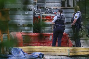 Die Polizei spricht von einem komplexen Ermittlungsverfahren. - Foto: Christoph Schmidt/dpa