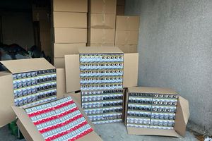 Der Zugriff erfolgte bereits in der vergangenen Woche als eine Observationseinheit des Zollfahndungsamts Essen die Auslieferung und Übergabe der Ware beobachtete. - Foto: --/ZFA Essen/dpa