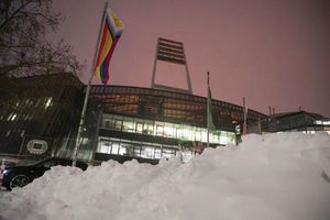 Schnee in Bremen: Das Spiel von Werder gegen 1899 Hoffenheim wurde abgesagt. - Foto: Focke Strangmann/dpa