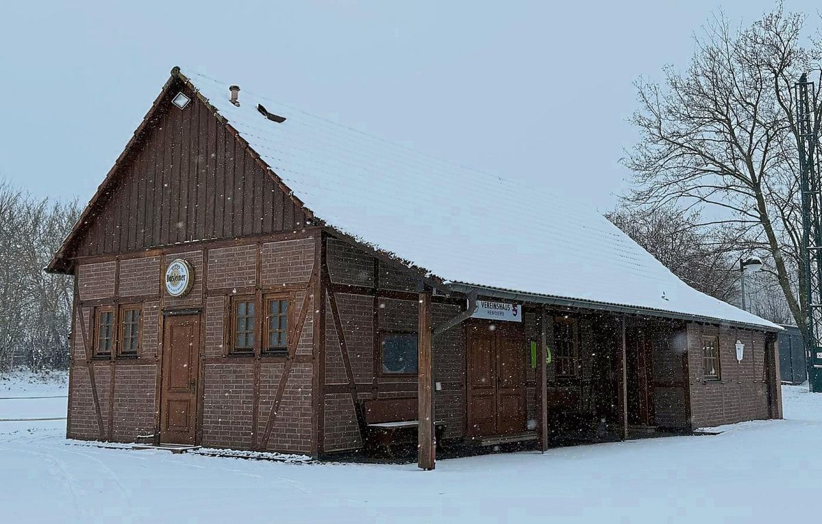 Neues Jahr, neue Möglichkeiten: Im Vereinshaus in Hemmern kann ab 2026 geheiratet werden. Foto: Sarah Bsdurek