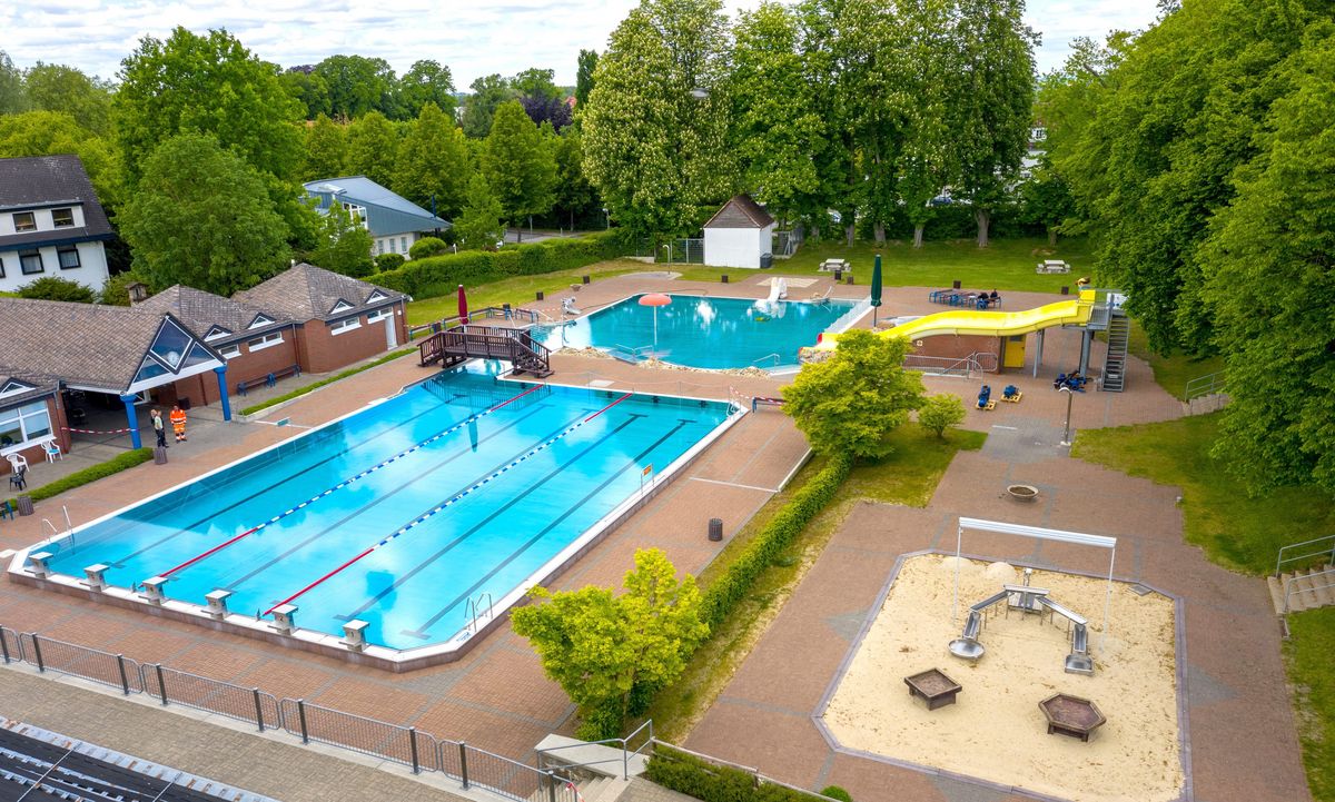 Das Geseker Freibad gibt es seit genau 90 Jahren: Wir haben unsere Leser nach ihren Erinnerungen an die 