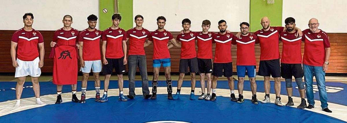 In der Bezirksliga hat sich inzwischen die Ringer-Mannschaft des JSV Lippstadt etabliert. Auf Initiative des Landessportbundes machten nun auch die Lippstädter Werbung für ihren Verein und ihren Sport.