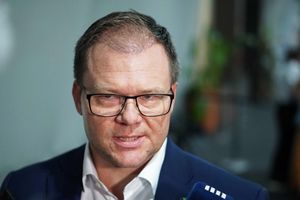 Umweltminister Carsten Schneider hatte mehrfach angekündigt, das Klimaschutzprogramm zum Jahresende präsentieren zu wollen. (Archivbild) - Foto: Larissa Schwedes/dpa