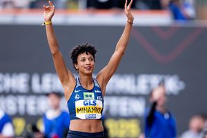 Malaika Mihambo durfte nach kurzer Zitterpartie zu Beginn des Wettkampfs jubeln. - Foto: Sven Hoppe/dpa