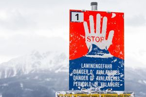 Fachleute warnen vor großen Lawinen. (Archivbild) - Foto: Jakob Gruber/APA/dpa
