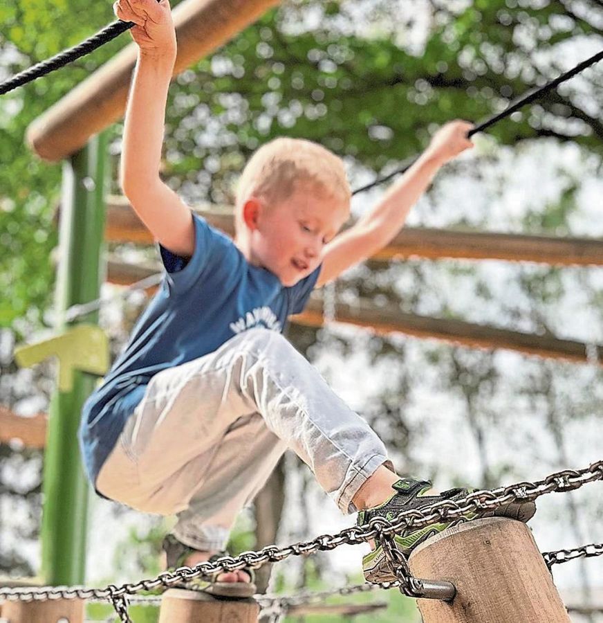 „Im Spiel entdecken Kinder ihre körperlichen, geistigen und seelischen Fähigkeiten. Sie probieren sich aus. Spielen und Lernen sind eins“, weiß Dr. Julia Heck, Ärztin im Kinder- und Jugendärztlichen Dienst des Kreisgesundheitsamts. Foto: Kalle/Kreis