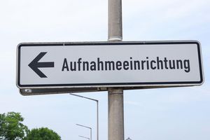 Für den Rückgang der Asylbewerberzahlen gibt es eine Reihe von Gründen. - Foto: Daniel Löb/dpa