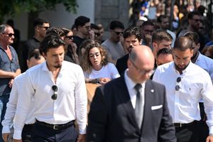 Rute Cardoso trauert am Sarg ihres verstorbenen Mannes Diogo Jota. - Foto: Pa/PA Wire/dpa