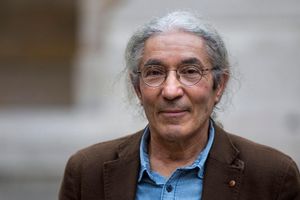 Schriftsteller Boualem Sansal ist begnadigt worden. (Archivbild) - Foto: Etienne Laurent/dpa