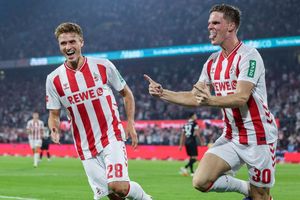 Kölns Marius Bülter bejubelt sein Tor zum 2:0. - Foto: Revierfoto/dpa