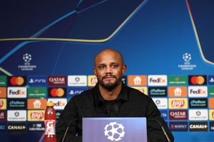 Vincent Kompany will das Duell in Paris gewinnen. - Foto: Franck Fife/AFP/dpa