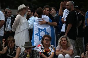 Bei dem Anschlag am vergangenen Sonntag wurden 15 Menschen getötet. - Foto: Dean Lewins/AAP/dpa