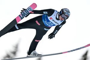 Der Norweger Marius Lindvik war bei der WM disqualifiziert worden. - Foto: Hendrik Schmidt/dpa