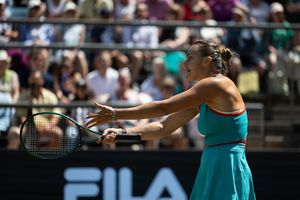 Aryna Sabalenka wartet noch auf den ersten Rasentitel ihrer Karriere. - Foto: Hannes Albert/dpa