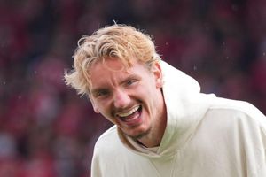 Auf dem Sprung nach England: Stuttgarts Stürmerstar Nick Woltemade. (Archivbild) - Foto: Soeren Stache/dpa