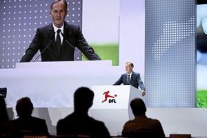Hans-Joachim Watzke darf sich über ein einstimmiges Votum freuen. - Foto: Britta Pedersen/dpa