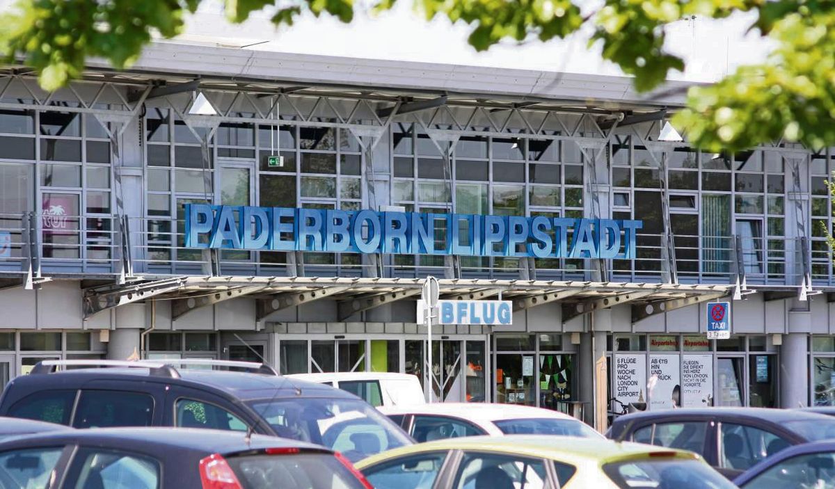 Auch vom Airport in Ahden werden in den Ferien wieder zehntausende Reisende in den Urlaub starten. Foto: Niggenaber
