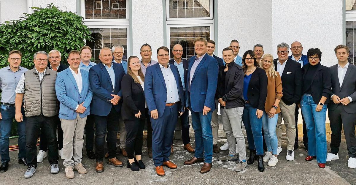 Diese Frauen und Männer treten für den CDU-Stadtverband Lippstadt bei der Kommunalwahl im September an. Foto: Goddek