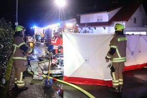 Bei einem Brand in St. Leon-Rot sind zwei Menschen ums Leben gekommen. - Foto: René Priebe/dpa