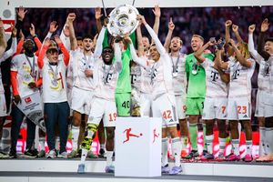 Titelverteidiger und großer Favorit: Der FC Bayern München. - Foto: Tom Weller/dpa