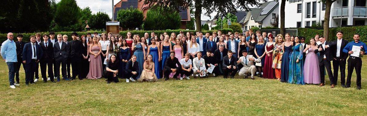 In Schale geworfen hatten sich alle 84 Schülerinnen und Schüler des 10. Jahrgangs der Sekundarschule. Foto: Kossack