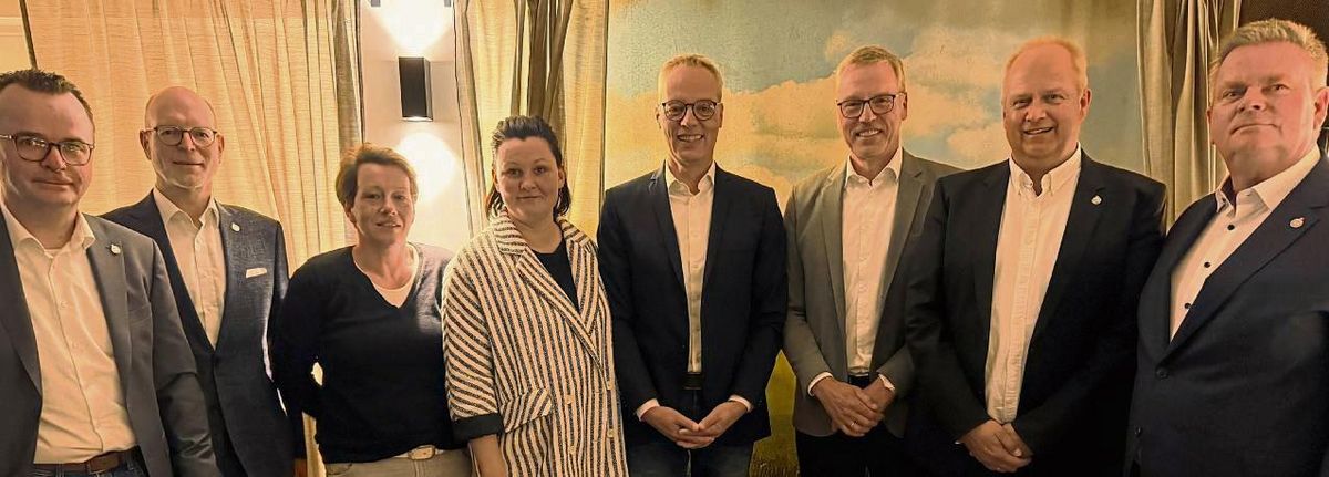 Präsident Norbert Loddenkemper (2.v.l.) und seine Vorstandskollegen vom Golfclub Lippstadt zogen nach der letzten Saison ein positives Fazit und sind auch für die kommenden Aufgaben gerüstet.