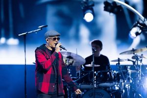 Xavier Naidoo ist nach mehreren Jahren Pause wieder im Tournee-Geschehen. - Foto: Rolf Vennenbernd/dpa