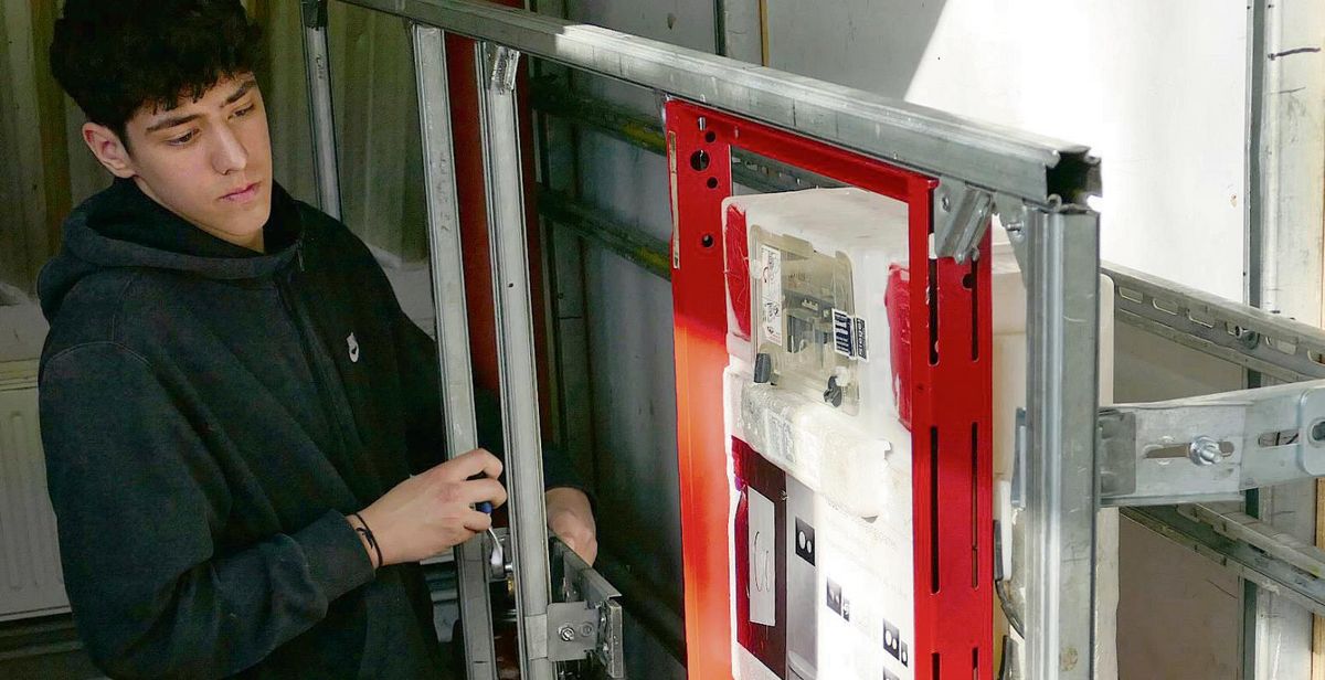 Sanitär, Heizung, Klima: Unter anderem beim Ausbildungsberuf zum Anlagenmechaniker meldet das Handwerk ein Plus. Archivfoto: Behrning