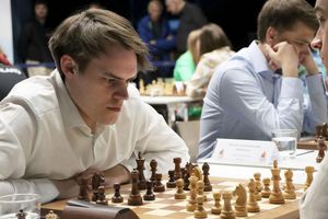 Matthias Blübaum hat sich überraschend für das Turnier der möglichen WM-Herausforderer qualifiziert. - Foto: Frank Hoppe/Deutscher Schachbund e. V./dpa