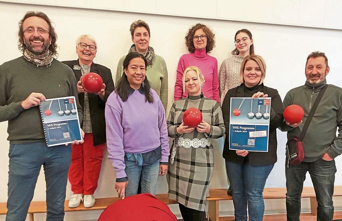Das Team der VHS freut sich auf das neue Semester. Foto: VHS Lippstadt