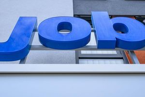 Gut jede und jeder siebte junge Erwerbstätige ist für die ausgeübte Tätigkeit überqualifiziert. (Symbolbild) - Foto: Patrick Pleul/dpa