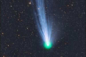 Gut alle 70 Jahre zieht Komet 12 P/Pons-Brooks seine Bahn und kann für Tage von der Erde aus gesehen werden - meist mit den nötigen Hilfsmitteln. - Foto: Michael Jäger/AZM/dpa